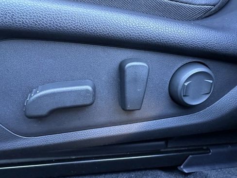 Used 2025 Subaru Crosstrek 2.5i Limited image 19