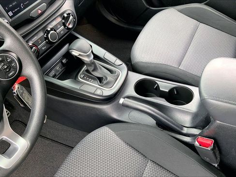 Used 2022 Kia Soul LX w/ Technology Package FWD image 15
