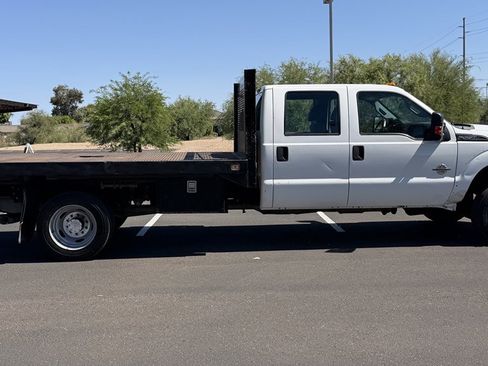 Used 2012 Ford F550 2WD Crew Cab Super Duty w/ Payload Upgrade Pkg image 6