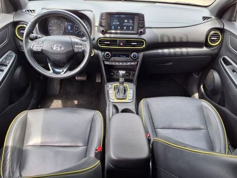 Used 2018 Hyundai Kona Limited image 12