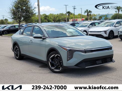 New 2026 Kia K4 EX FWD image 1