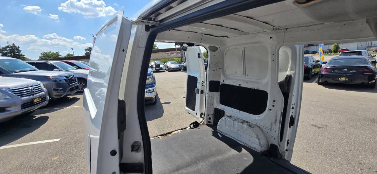 Used 2018 Nissan NV200 SV w/ Navigation Package FWD image 24