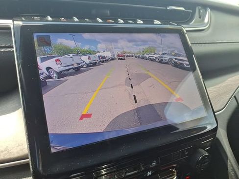 Certified 2023 Jeep Grand Cherokee L Limited AWD/4WD image 25