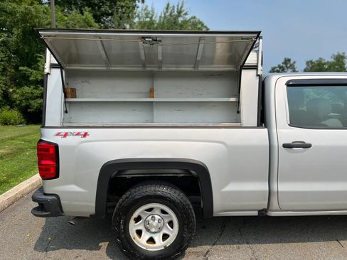 Used 2017 Chevrolet Silverado 1500 W/T AWD/4WD image 11