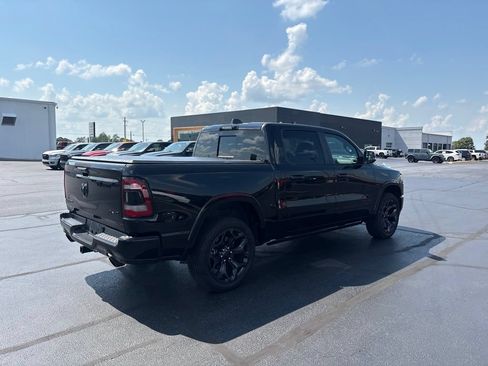 Used 2024 RAM 1500 Limited AWD/4WD image 12