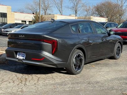 New 2025 Kia K4 EX