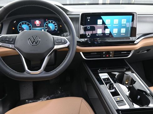 New 2026 Volkswagen Atlas Cross Sport SEL image 37