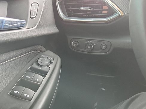 Used 2022 Chevrolet TrailBlazer ACTIV FWD image 21