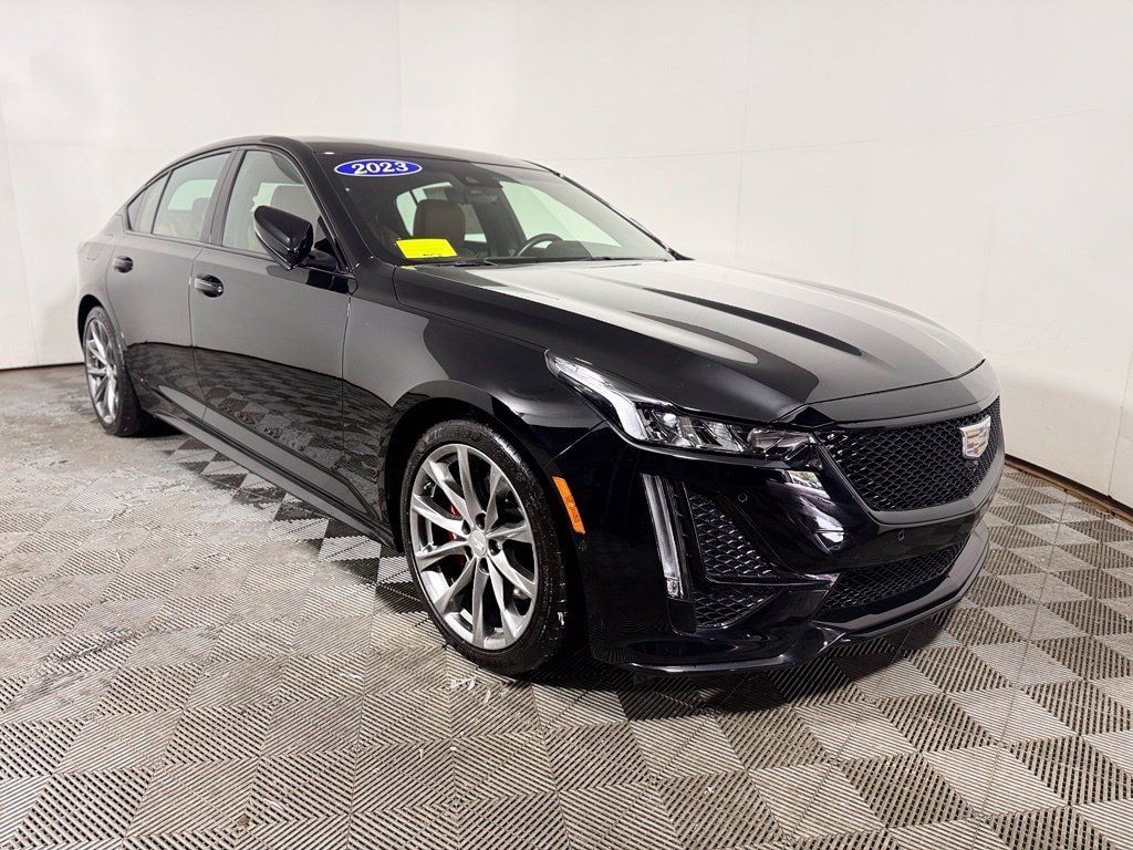 Used 2023 Cadillac CT5 V RWD image 9