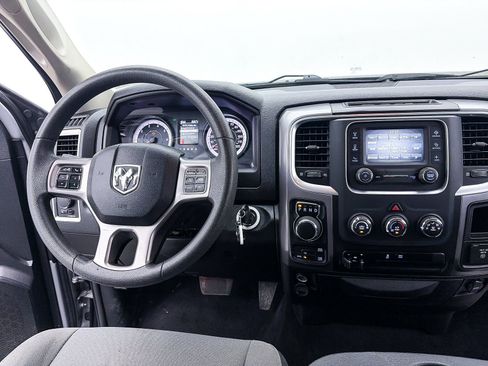 Used 2023 RAM 1500 Classic SLT image 5