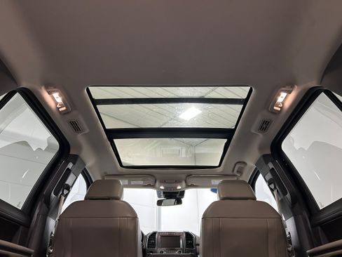 Used 2021 Ford Expedition Limited AWD/4WD image 26