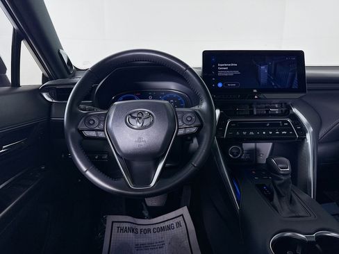 Used 2024 Toyota Venza Limited image 28