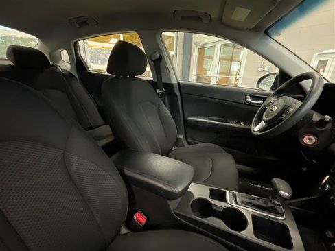 Used 2018 Kia Optima LX image 25