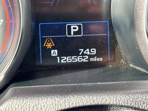 Used 2017 Subaru Outback 2.5i Limited image 26