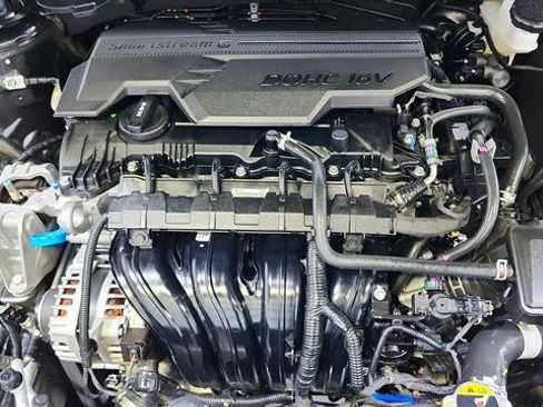 Used 2025 Kia K4 FWD image 33