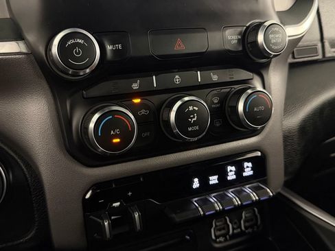 Used 2019 RAM 1500 Big Horn AWD/4WD image 19