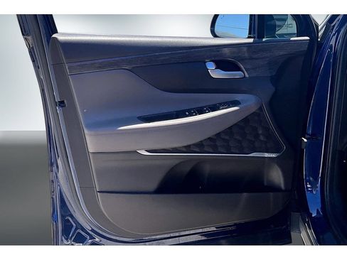 Used 2019 Hyundai Santa Fe Limited AWD/4WD image 20