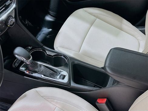 Used 2025 Buick Encore GX Sport Touring image 16