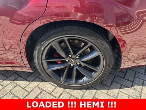 Used 2023 Chrysler 300 C image 22