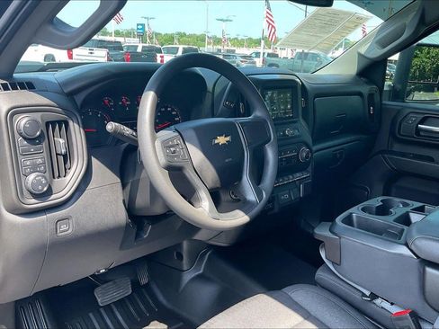Used 2024 Chevrolet Silverado 2500 Custom w/ Custom Value Package AWD/4WD image 15