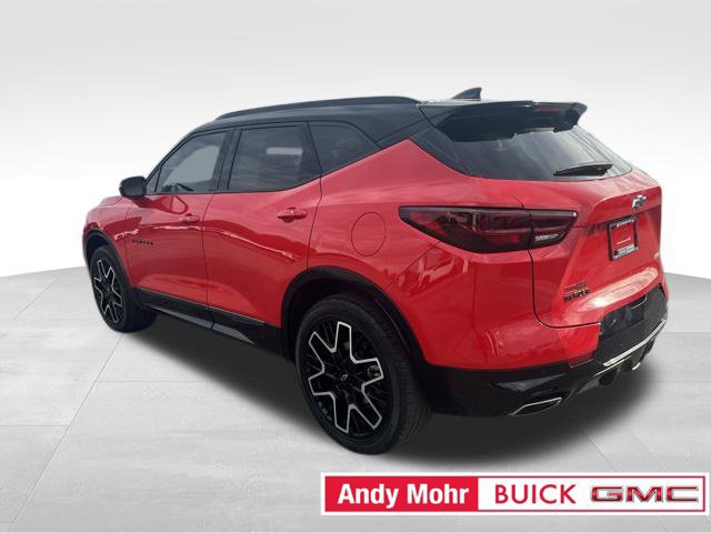 Used 2024 Chevrolet Blazer RS w/ Enhanced Convenience Package FWD image 11