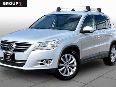 Used 2011 Volkswagen Tiguan SE