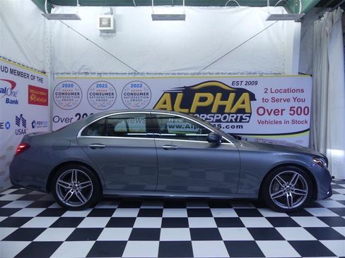 Used 2019 Mercedes-Benz E 300 image 31