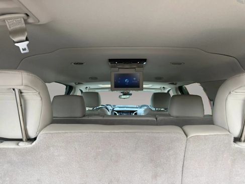 Used 2019 Cadillac Escalade ESV Luxury AWD/4WD image 53