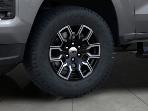 Used 2026 Chevrolet Colorado Z71 w/ Technology Package AWD/4WD image 9
