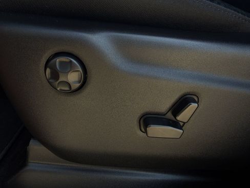 Used 2024 Dodge Durango R/T RWD image 28