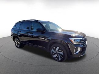 Used 2025 Volkswagen Atlas SE video 2