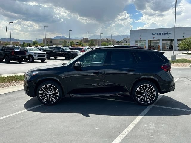 Used 2023 BMW X1 xDrive28i w/ Premium Package AWD/4WD image 2