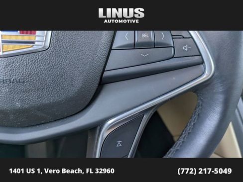 Used 2018 Cadillac XT5 Luxury w/ Driver Awareness Package image 24