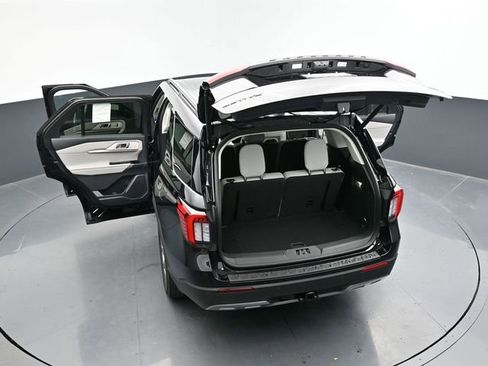 Used 2025 Ford Explorer Active w/ Active Comfort Package image 46