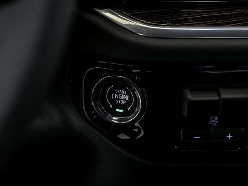 New 2026 GMC Sierra 1500 Elevation w/ Elevation Select Package AWD/4WD image 13