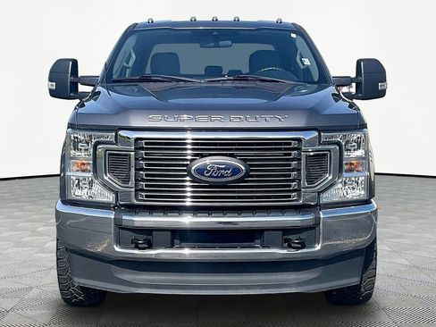 Used 2022 Ford F350 XLT AWD/4WD image 3