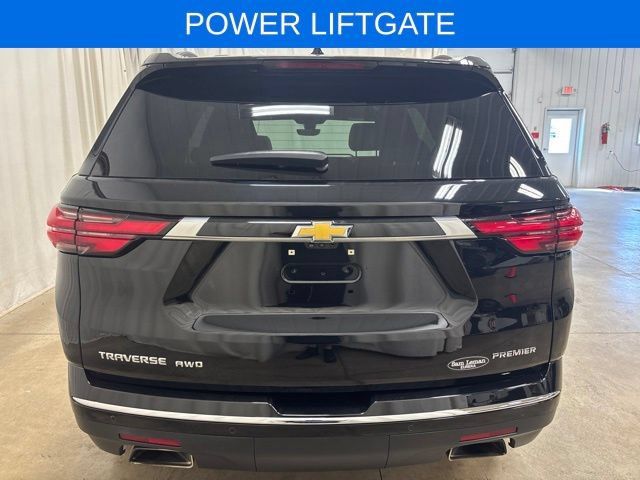 Used 2022 Chevrolet Traverse Premier AWD/4WD image 6