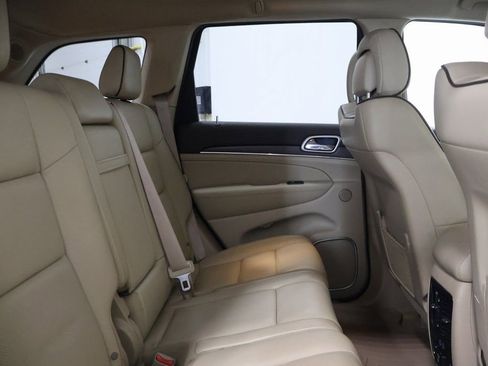 Used 2018 Jeep Grand Cherokee Overland image 24