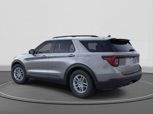 New 2026 Ford Explorer Active image 4
