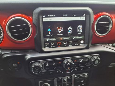 Used 2020 Jeep Gladiator Rubicon AWD/4WD image 37
