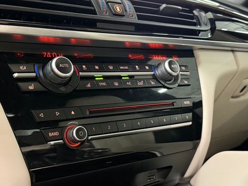 Used 2019 BMW X6 sDrive35i RWD image 18