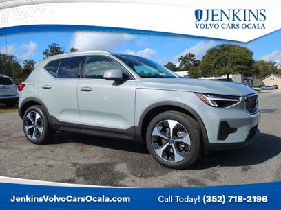 New 2025 Volvo XC40 B5 Core w/ Protection Package Premier