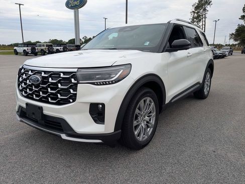 New 2026 Ford Explorer Platinum RWD image 8