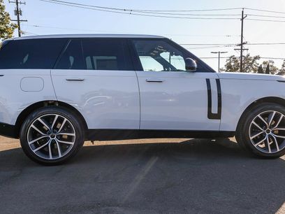 New 2026 Land Rover Range Rover SE