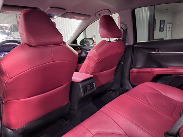 Used 2022 Toyota Camry XSE FWD image 9