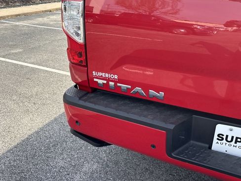 Used 2023 Nissan Titan SV w/ Accessory Utility Package image 6