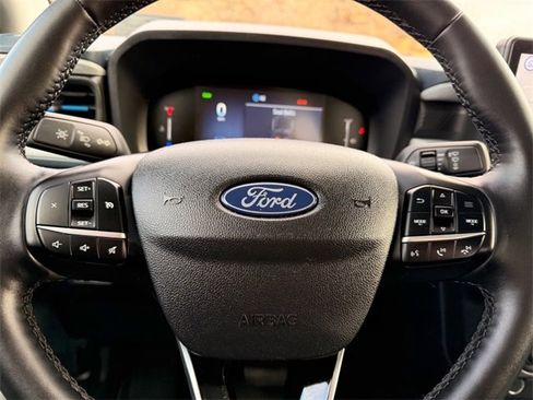 Used 2025 Ford Maverick XLT w/ Equipment Group 301A image 15