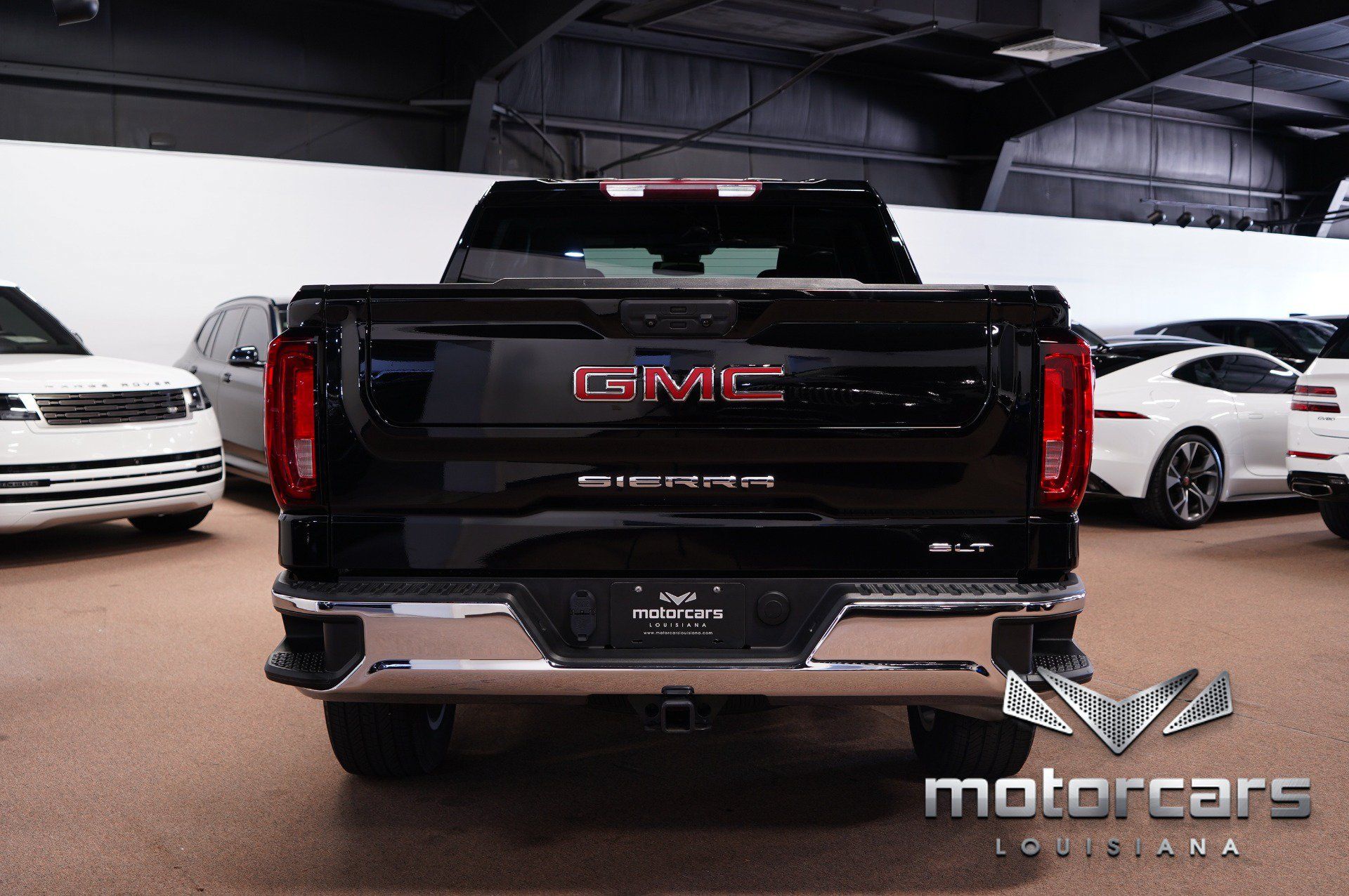 Used 2023 GMC Sierra 1500 SLT w/ SLT Premium Package RWD image 6