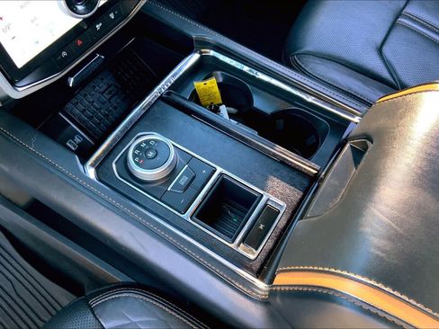 Certified 2023 Ford Expedition Max Platinum image 15