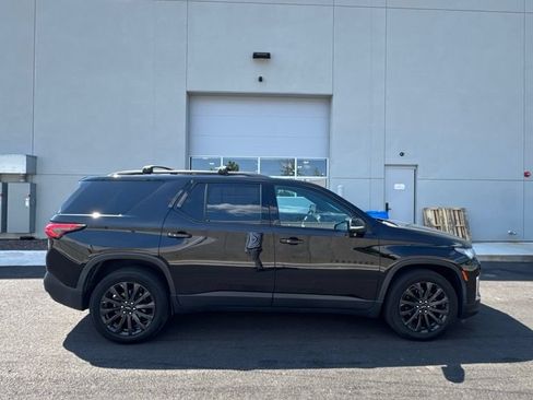 Used 2023 Chevrolet Traverse RS AWD/4WD image 4